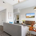 Spacious 4b Oasis Steps From French Quarter - Your Nola Dream Awaits! Apartment