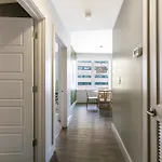 Luxury 2-bedroom Steps Away From The French Quarter