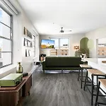 Luxury 2-bedroom Steps Away From The French Quarter New Orleans