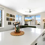 Luxury 2-bedroom Steps Away From The French Quarter *