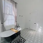 Apartment The Luxurious French Quarter