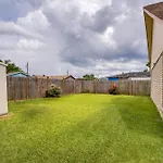 Quaint New Orleans Home About 10 Mi To Bourbon St!