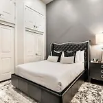 The Steamboat Apartment *