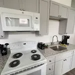 Apartment Charming 2br! Close To Fq & Bourbon St. *