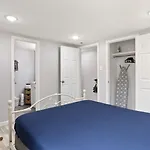 Skip To Saint Charles Local Art-filled Hideaway Holiday home New Orleans