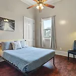 3bd Steps To Saint Charles Gated Parking New Orleans