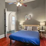 3bd Steps To Saint Charles Gated Parking