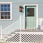 Adorable Treme Nook- Renovated Private Apartment