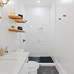 Elegant 4bd With Pool And Off Street Parking * New Orleans