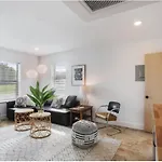 River Breeze Quiet & Modern Black Pearl Apartment