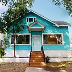 Sunny 5Bed W Parking And Direct Streetcar Access