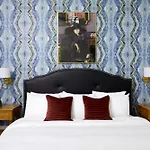 Roami At St. Charles