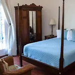 The Esplanade Mansion Bed & Breakfast 3*