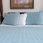 The Esplanade Mansion Bed & Breakfast 3*