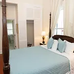 Bed & Breakfast The Esplanade Mansion 3*