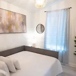 Esplanade Magic 5 Just Minutes By Uber Or Car To French Quarter And 5 Mins From Superdome Holiday home *