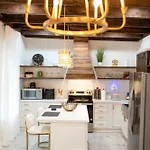 Esplanade Magic 5 Just Minutes By Uber Or Car To French Quarter And 5 Mins From Superdome