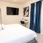 Esplanade Magic 5 Just Minutes By Uber Or Car To French Quarter And 5 Mins From Superdome New Orleans
