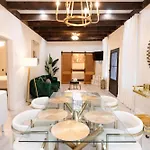 Esplanade Magic 5 Just Minutes By Uber Or Car To French Quarter And 5 Mins From Superdome Holiday home *