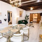 Holiday home Esplanade Magic 5 Just Minutes By Uber Or Car To French Quarter And 5 Mins From Superdome New Orleans