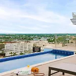 French Quarter Charm Your Perfect Retreat In Historic New Orleans With Pool & Gym 1012