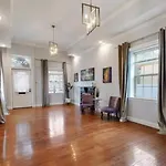 Art Gallery Stay Coolinary Dining In Nola