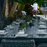 4 Bedroom - Sleeps 8! Celebrity Next To Frenchman St 3*