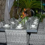 Five Br - Sleeps 10! Steps From French Quarter Villa