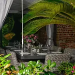 Five Br - Sleeps 10! Steps From French Quarter Villa