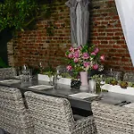 4 Bedroom - Sleeps 8! Celebrity Next To Frenchman St Inn 3*