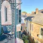 Bed & Breakfast The Lanaux Mansion 4*