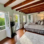 The Lanaux Mansion Bed & Breakfast New Orleans