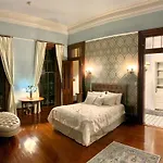 Bed & Breakfast The Lanaux Mansion