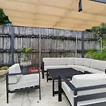 Uptown Charm Outdoor Space And Ez Street Car Access