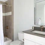 Aparthotel Sonder At Uptown 4*