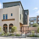 Constance & Thalia 2 Luxury Townhomes For Groups