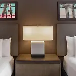 Hyatt House Downtown Hotel 3*