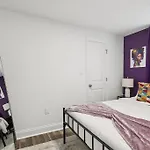 15 Bedrooms In The Heart Of Nola Apartment