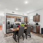 15 Bedrooms In The Heart Of Nola *