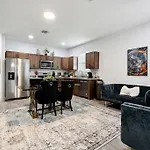 15 Bedrooms In The Heart Of Nola *
