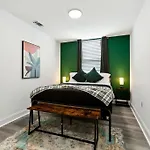 15 Bedrooms In The Heart Of Nola *