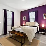 Elegant 5-Bedroom Nola Getaway