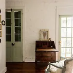 Apartment Chic Near The Lower French Quarter *