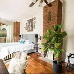 Apartment Chic Near The Lower French Quarter New Orleans