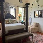 Bed & Breakfast The Happy House