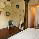 The Happy House 4* New Orleans