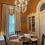 Bed & Breakfast The Happy House New Orleans
