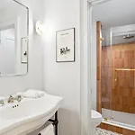 The Mary Beth & Gallery Apartment New Orleans