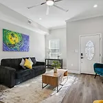 Brand New 5br, Outdoor Seating, Parking * New Orleans
