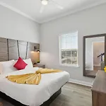 Brand New 5br, Outdoor Seating, Parking *